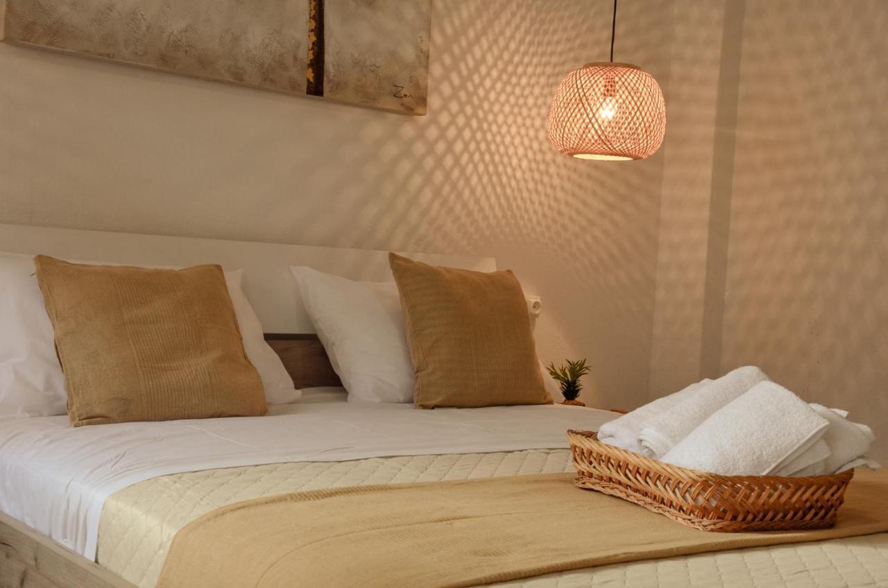 Vel Boutique Suites Agia Galini  Exterior photo